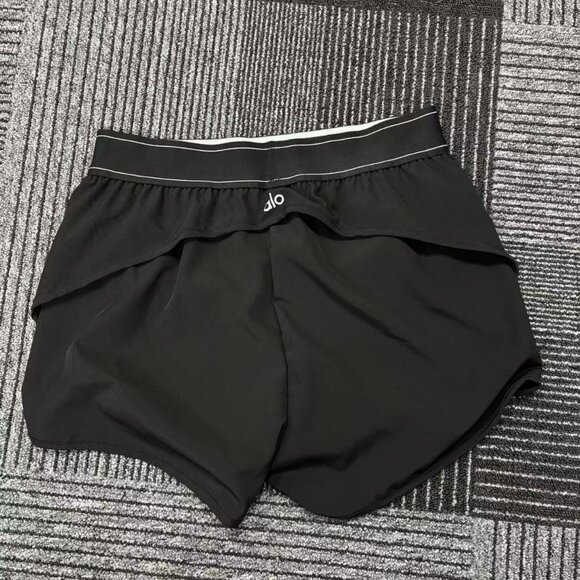 💝Black Alo Yoga Match Point Shorts💝 - Picture 2 of 5